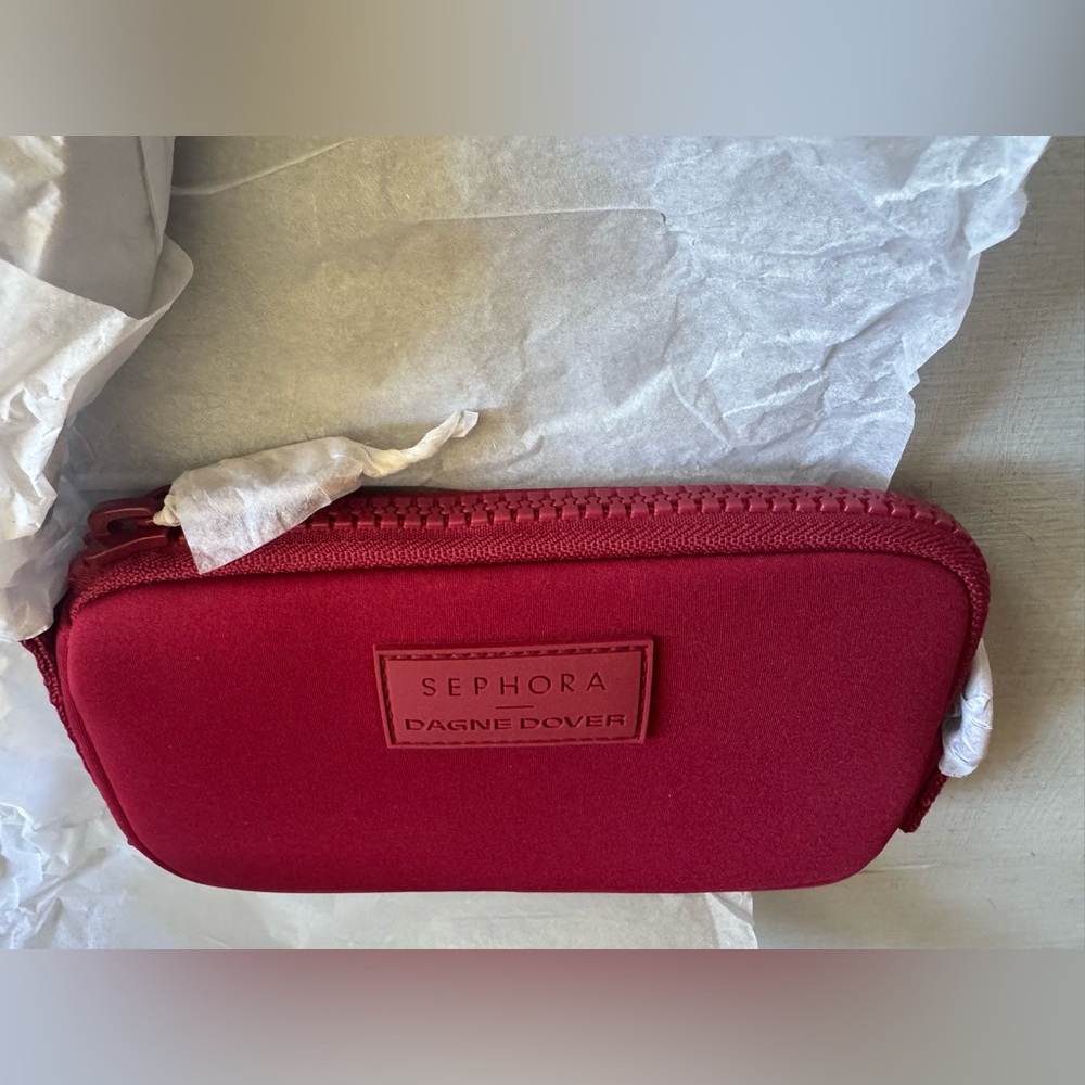 NWT limited-edition Sephora x Dagne Dover Mara Phone Sling Bag - Picture 10 of 11